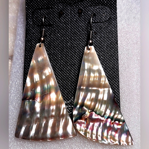 Vintage Abalone Shell Flare Earrings - Picture 8 of 12